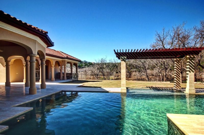 Gorgeous Lake Austin Custom Home in Texas gorgeous lake austin custom home in texas d730f5d