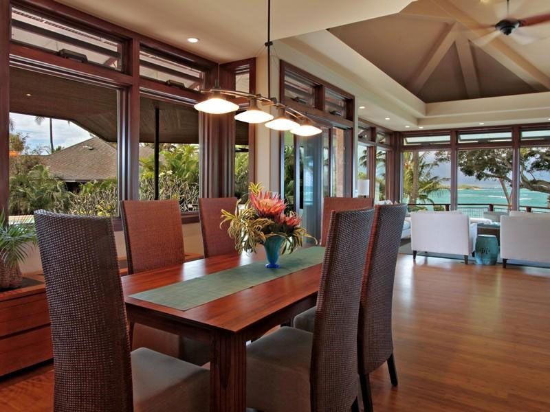 Gorgeous North Shore Beachfront Residence in Paia, Hawaii gorgeous north shore beachfront residence in paia hawaii 796cb7a