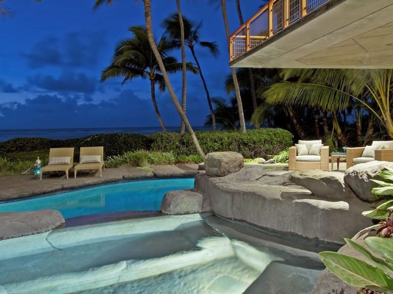 Gorgeous North Shore Beachfront Residence in Paia, Hawaii gorgeous north shore beachfront residence in paia hawaii 7bf4fa5