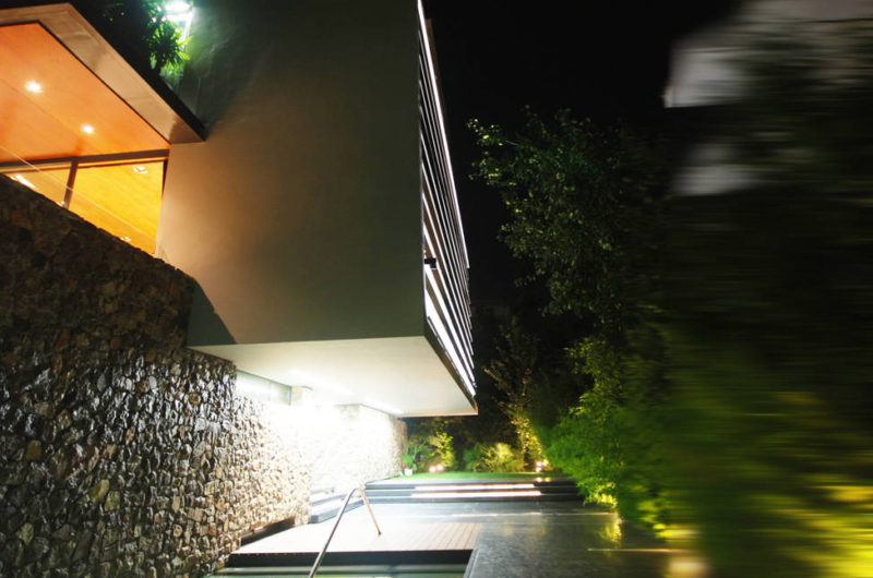 H2 Residence: A Contemporary Apartment Building in Athens h2 residence a contemporary apartment building in athens 5abd4e5