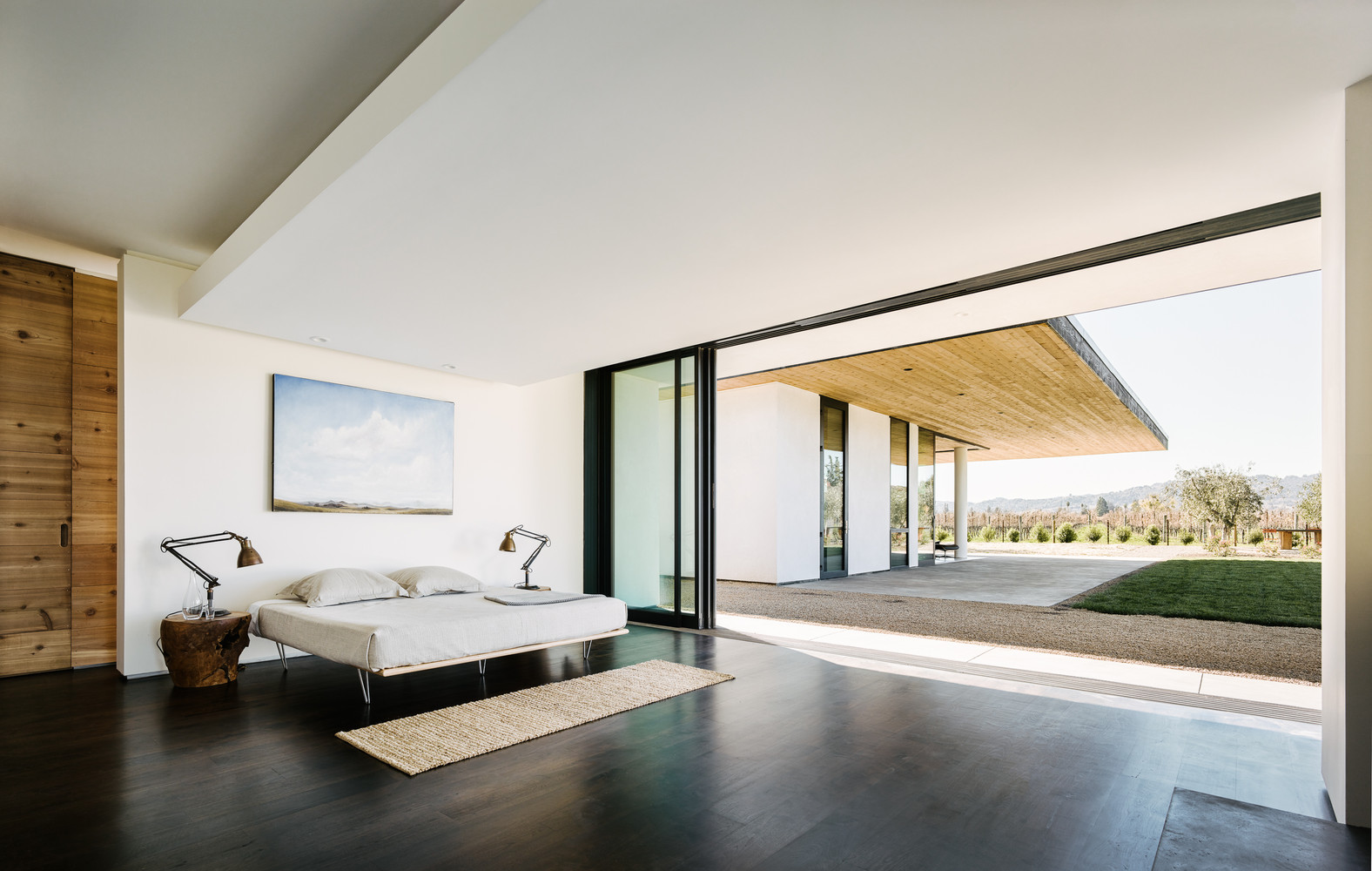 House Set On The Valley Floor In California, USA house set on the valley floor in california usa 5626c6f
