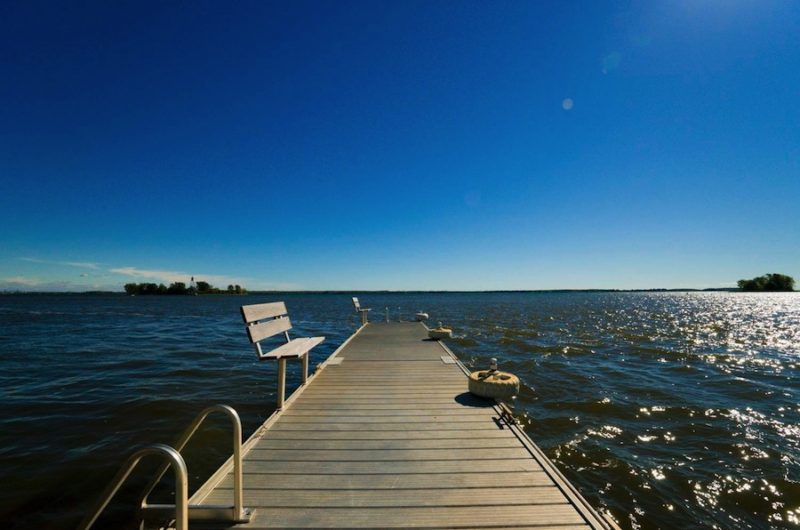Incredible Waterfront Home in Québec, Canada incredible waterfront home in qubec canada 31d7b69