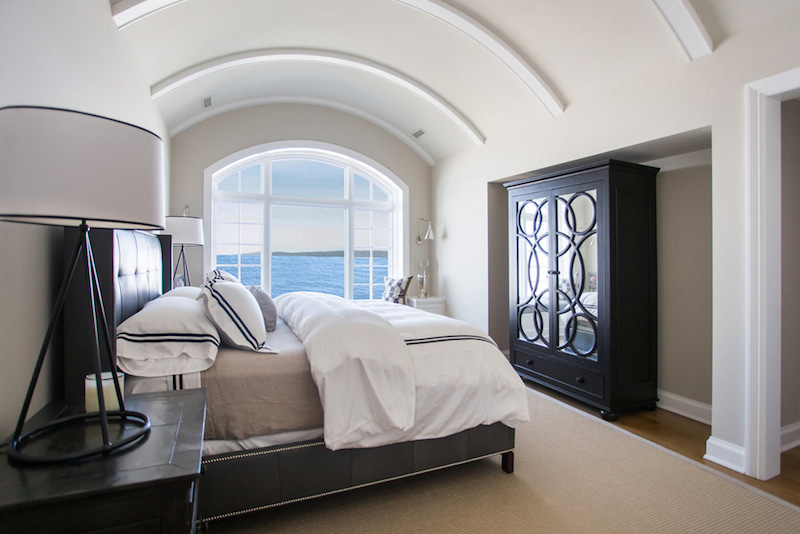 Luxe Estate In Bay Harbor, Michigan To Be Up For Auction luxe estate in bay harbor michigan to be up for auction a56d03c