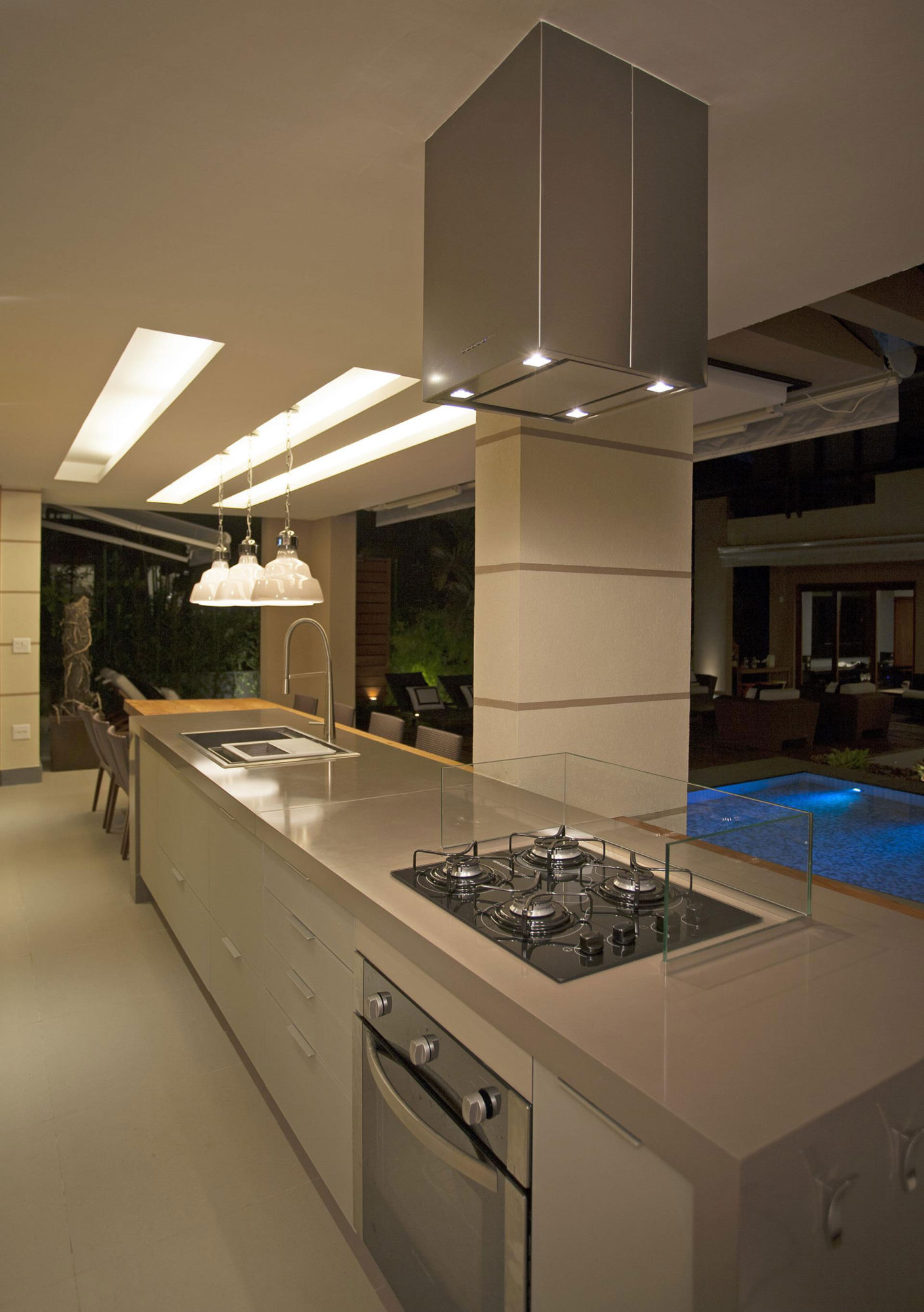Luxe UBHouse in Rio de Janeiro, Brazil luxe ubhouse in rio de janeiro brazil de75a2f