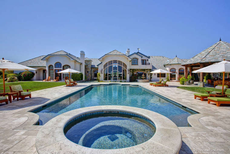 Luxurious Trophy Estate in Encinitas, California luxurious trophy estate in encinitas california 7c13dd7