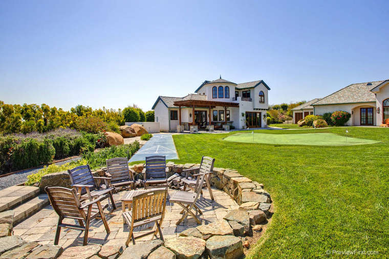 Luxurious Trophy Estate in Encinitas, California luxurious trophy estate in encinitas california 86bc420