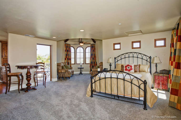 Luxurious Trophy Estate in Encinitas, California luxurious trophy estate in encinitas california b1ad426