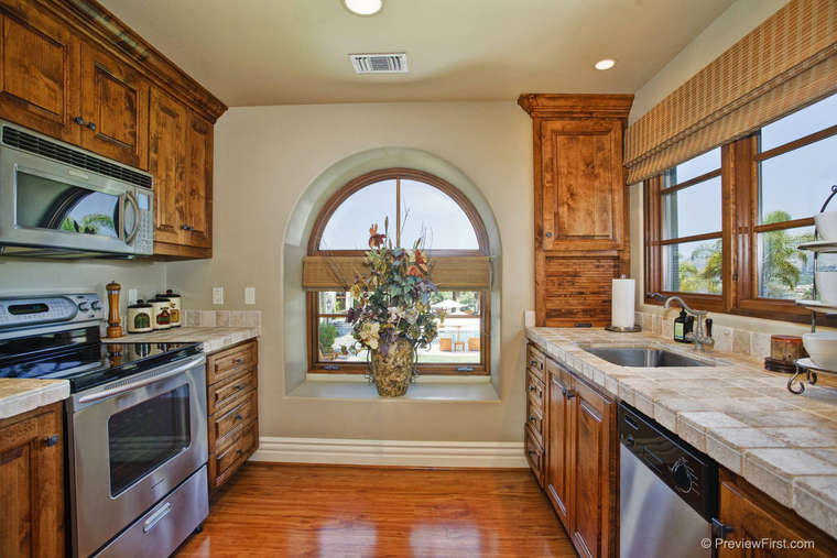 Luxurious Trophy Estate in Encinitas, California luxurious trophy estate in encinitas california c8caaa5