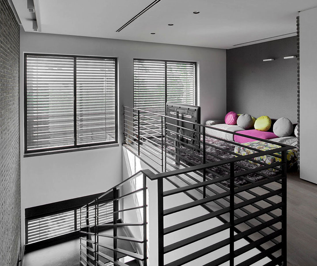 Modern And Comfortable Ramat Hasharon House In Israel modern and comfortable ramat hasharon house in israel 4bb135b