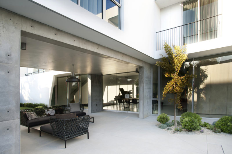 Modern Young Family Home by Dennis Gibbens Architects modern young family home by dennis gibbens architects 28ea3a0