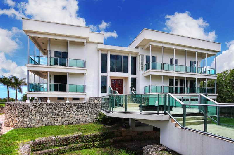 Outstanding Modern Masterpiece in Miami, Florida outstanding modern masterpiece in miami florida 9621168