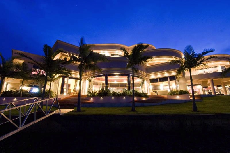 palatial sails residence in queensland australia b96030e
