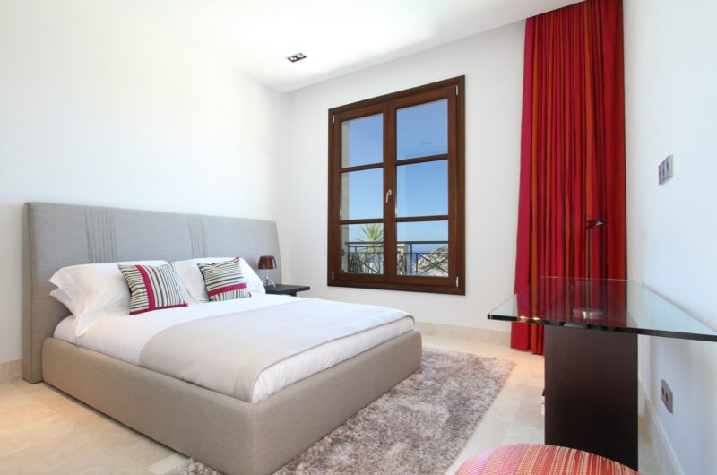 Reposeful Can Siurell Villa Curve Interior Design reposeful can siurell villa curve interior design 5034123