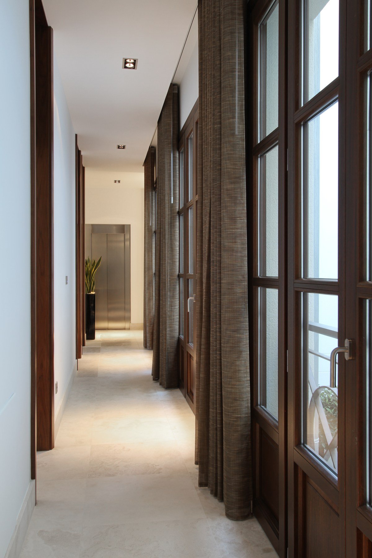 Reposeful Can Siurell Villa Curve Interior Design reposeful can siurell villa curve interior design 675e261