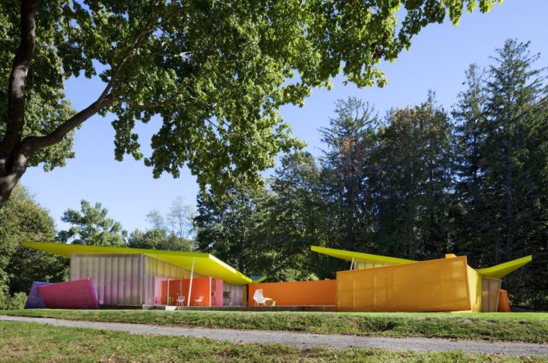 Richly Colored Shelter Island House by Stamberg Aferiat + Associates richly colored shelter island house by stamberg aferiat associates 9059714