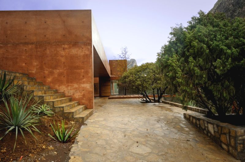 Rustic Narigua House by P+0 Architecture rustic narigua house by p0 architecture 913352d