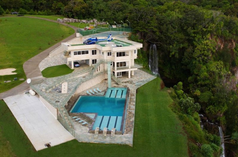 Spectacular Oceanfront Mansion in Hawaii spectacular oceanfront mansion in hawaii 969fc6d