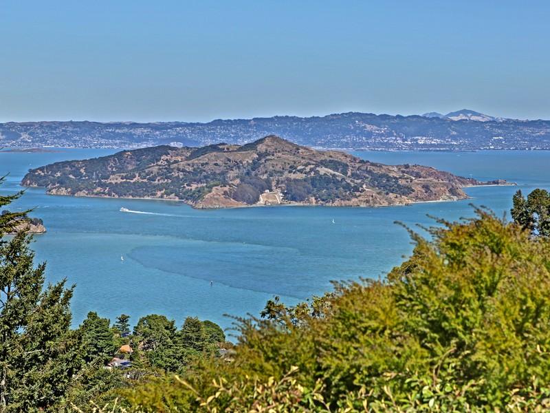 Stunning Contemporary Residence in Sausalito, California stunning contemporary residence in sausalito california b7c74ae