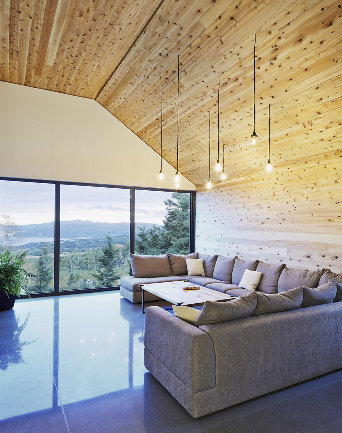 Stunning Malbaie VIII Residence In Cap-à-l'Aigle, Canada stunning malbaie viii residence in cap laigle canada 7dfe222