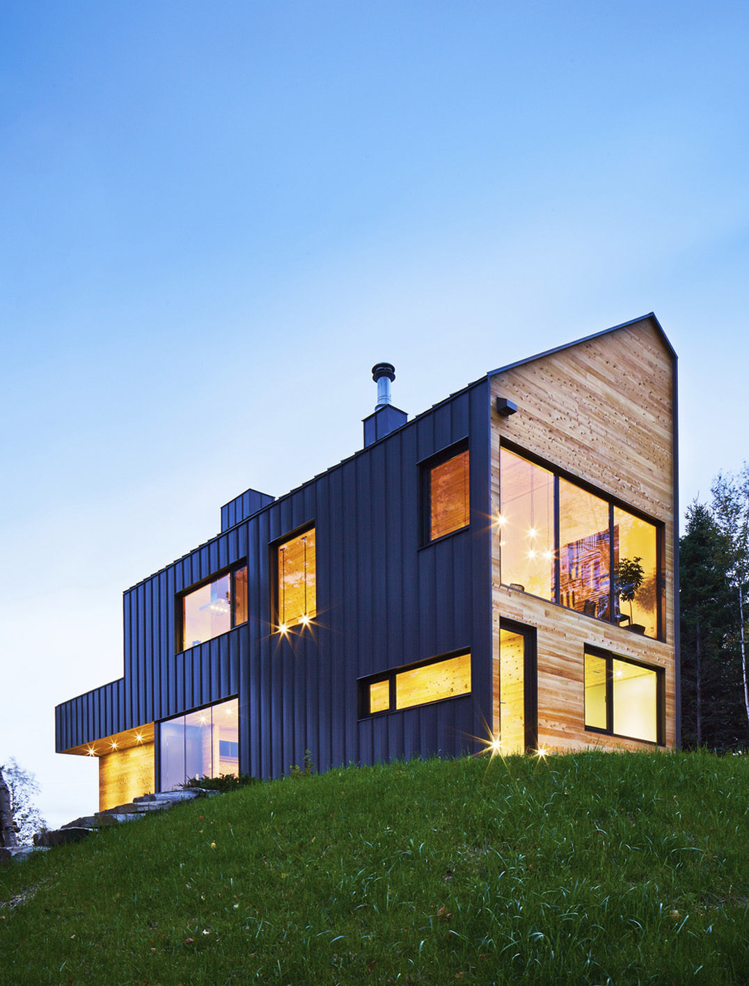 Stunning Malbaie VIII Residence In Cap-à-l'Aigle, Canada stunning malbaie viii residence in cap laigle canada c5081b1