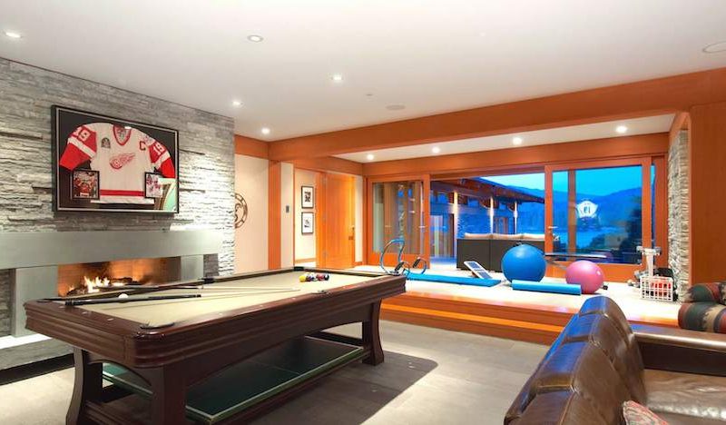 Stunning West Coast Waterfront Home In Vancouver, Canada stunning west coast waterfront home in vancouver canada 4a31e11