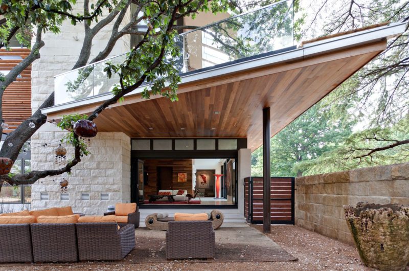 Sustainable and Luxurious Caruth Boulevard Residence sustainable and luxurious caruth boulevard residence 58e5a5e