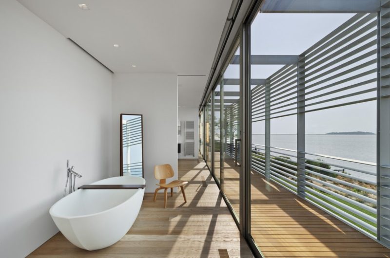 Sustainable Bay House in New York by Roger Ferris + Partners sustainable bay house in new york by roger ferris partners d0e03b4
