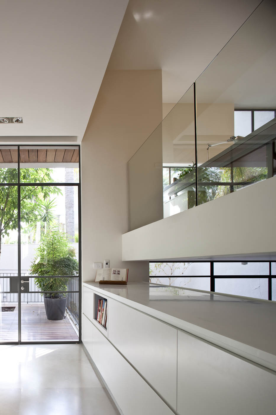 The Beautiful K House by Paz Gersh Architects the beautiful k house by paz gersh architects 1a28a76