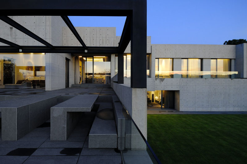 The Concrete House: Elegance and Comfort the concrete house elegance and comfort 2849a75
