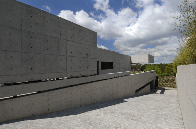 The Concrete House: Elegance and Comfort the concrete house elegance and comfort 8aecea7