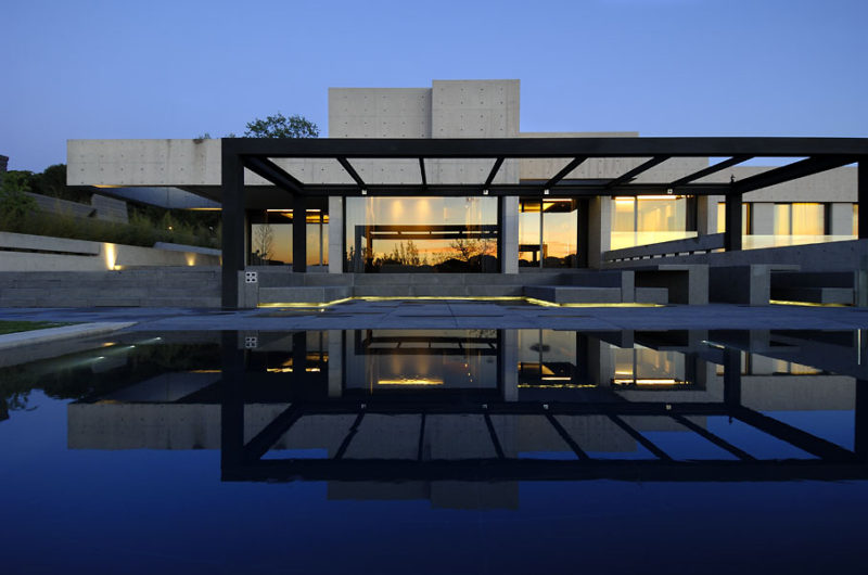 The Concrete House: Elegance and Comfort the concrete house elegance and comfort de96b21