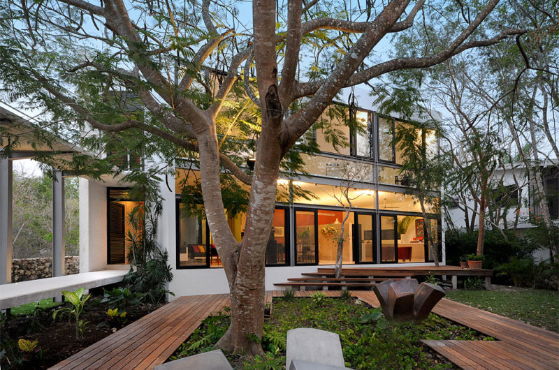 The House Among Trees in Mérida, México the house among trees in mrida mxico 1015a1b