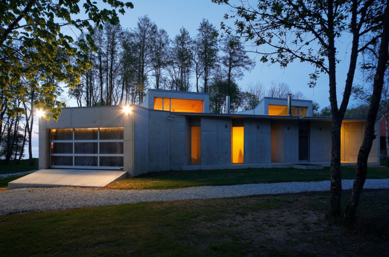 Tranquil Villa Lokaator by Kavakava Architects tranquil villa lokaator by kavakava architects 341b03f