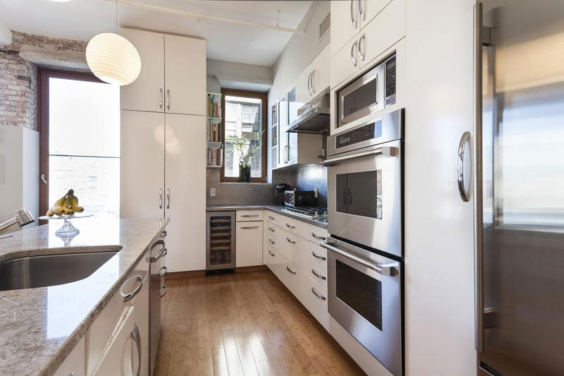 Vivid Apartment in Manhattan, New York vivid apartment in manhattan new york 055dcca