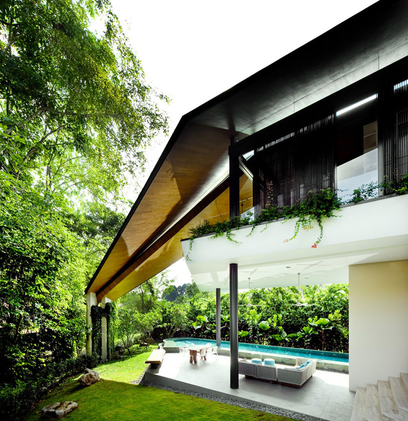 beautiful winged house by k2ld architects b66c0c6