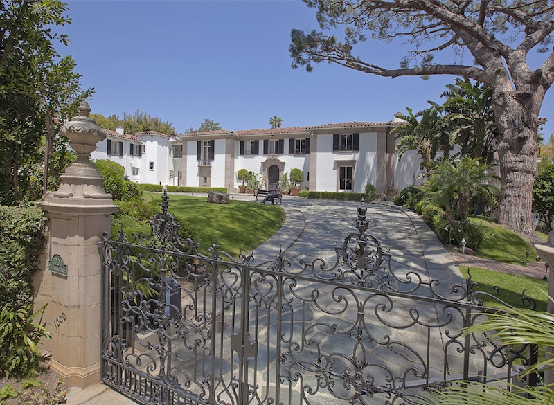 famous beverly hills mansion 1657edd