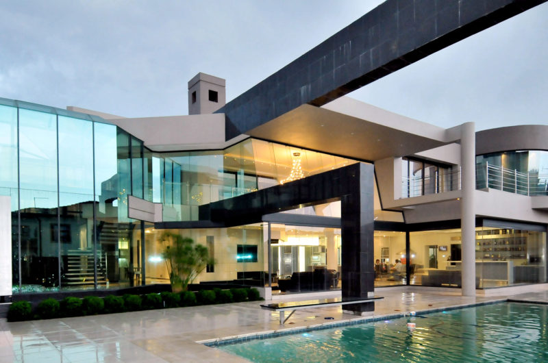 Glossy Cal Kempton Park by Nico van der Meulen glossy cal kempton park by nico van der meulen 89fbf1d