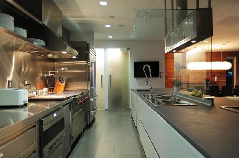 Modern Gated Estate in Beverly Hills modern gated estate in beverly hills adbec12