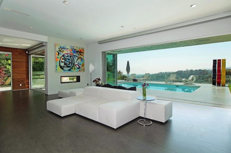 Modern Gated Estate in Beverly Hills modern gated estate in beverly hills f735dfd