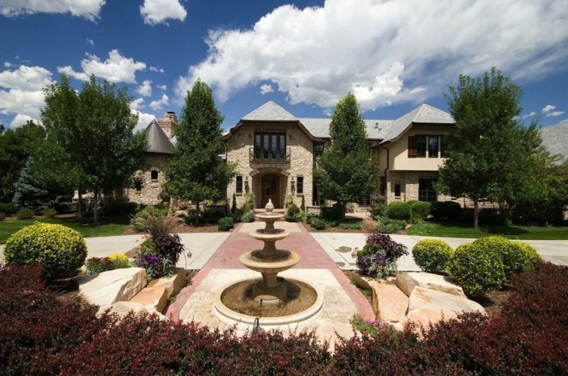 Unparalleled Entertainer's Estate Priced at $5,250,000 unparalleled entertainers estate priced at 5250000 e1b69d0