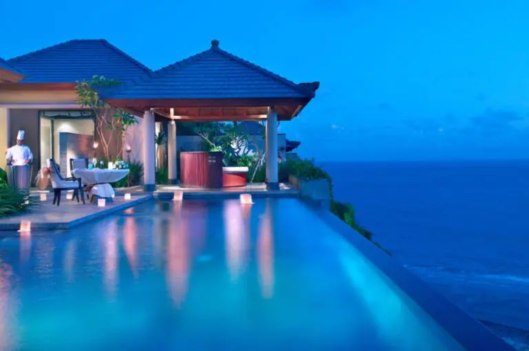 stunning banyan tree ungasan bali in indonesia f7c05fb