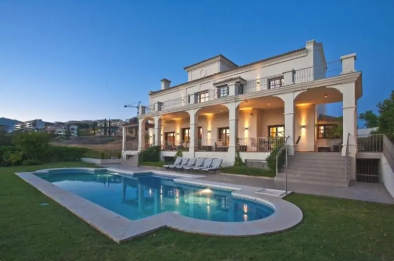 the sophisticated casa villa flamingo in spain 513431f